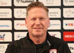 المدرب المطروح على طاولة الترجي :0 خبرة بالكرة الافريقية 0 القاب في مسيرته