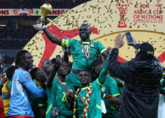 الاتحاد الإفريقي يسحب كأس أمم إفريقيا من السنغال ويمنحه للمغرب: “كان” تتحول إلى “كان يا ما كان”!